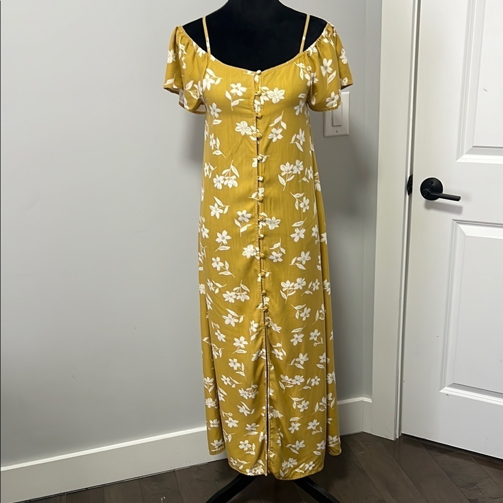 Billabong Women’s Floral Yellow Off-Shoulder Maxi Dress size XS.